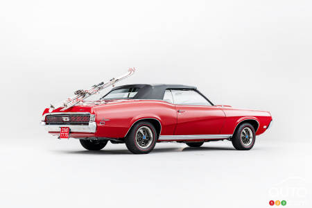 1969 Mercury Cougar XR7, three-quarters rear